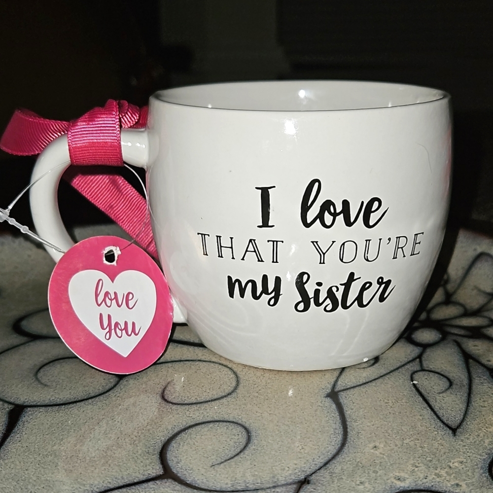 I Love That You're My Sister, Mug with Bow